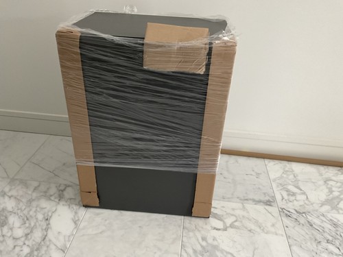 Fish tank cabinet - cabinet, horizon